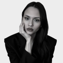 Анна Соловьева